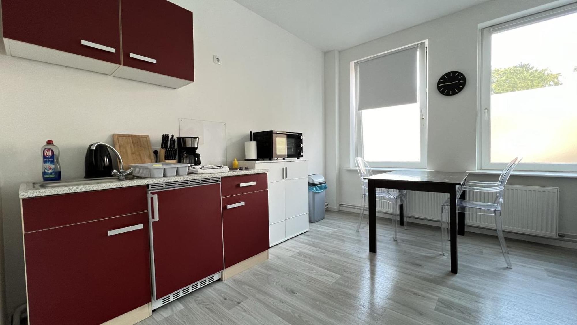 Studio-Apartments Fuer Monteure & Businessgaeste Zentral In Neumuenster Exterior photo