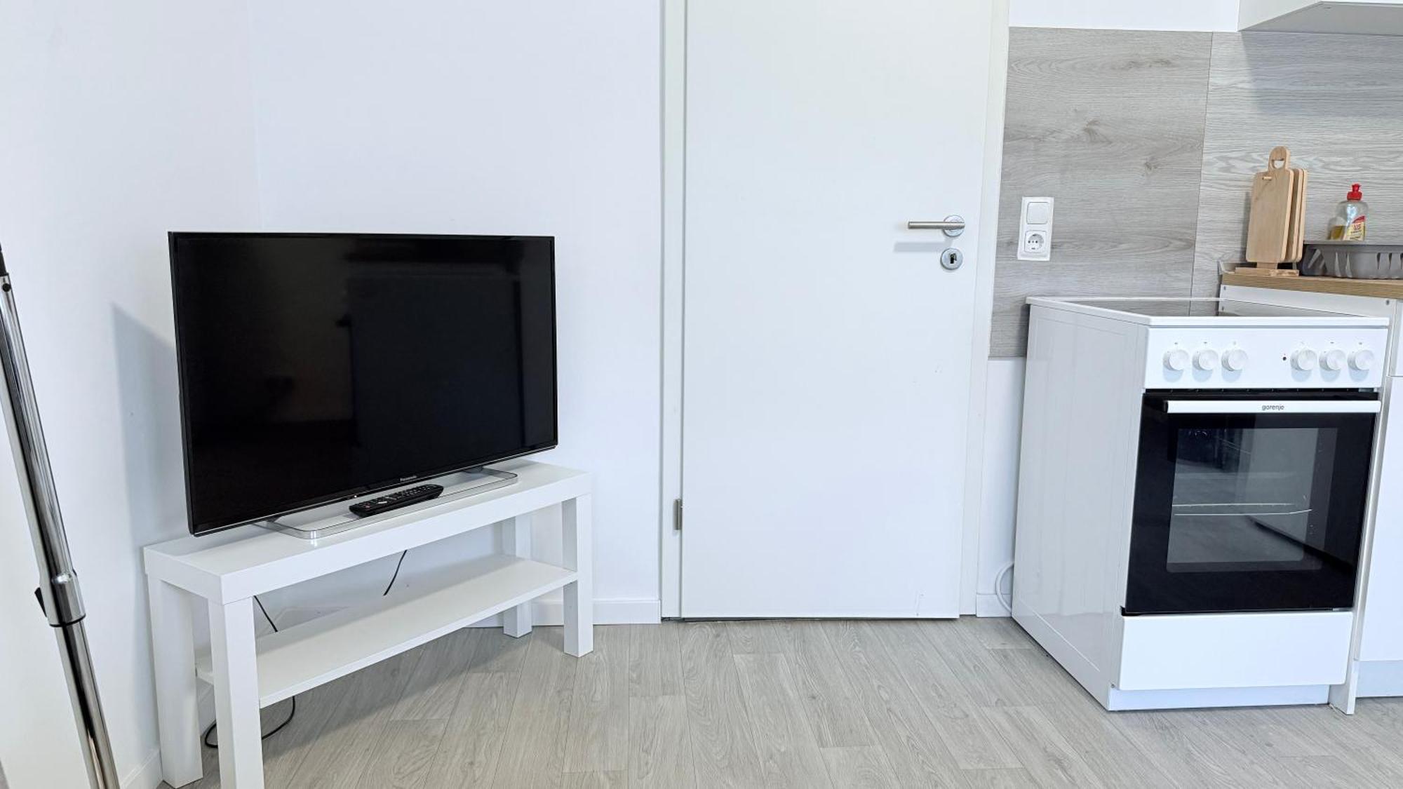 Studio-Apartments Fuer Monteure & Businessgaeste Zentral In Neumuenster Exterior photo