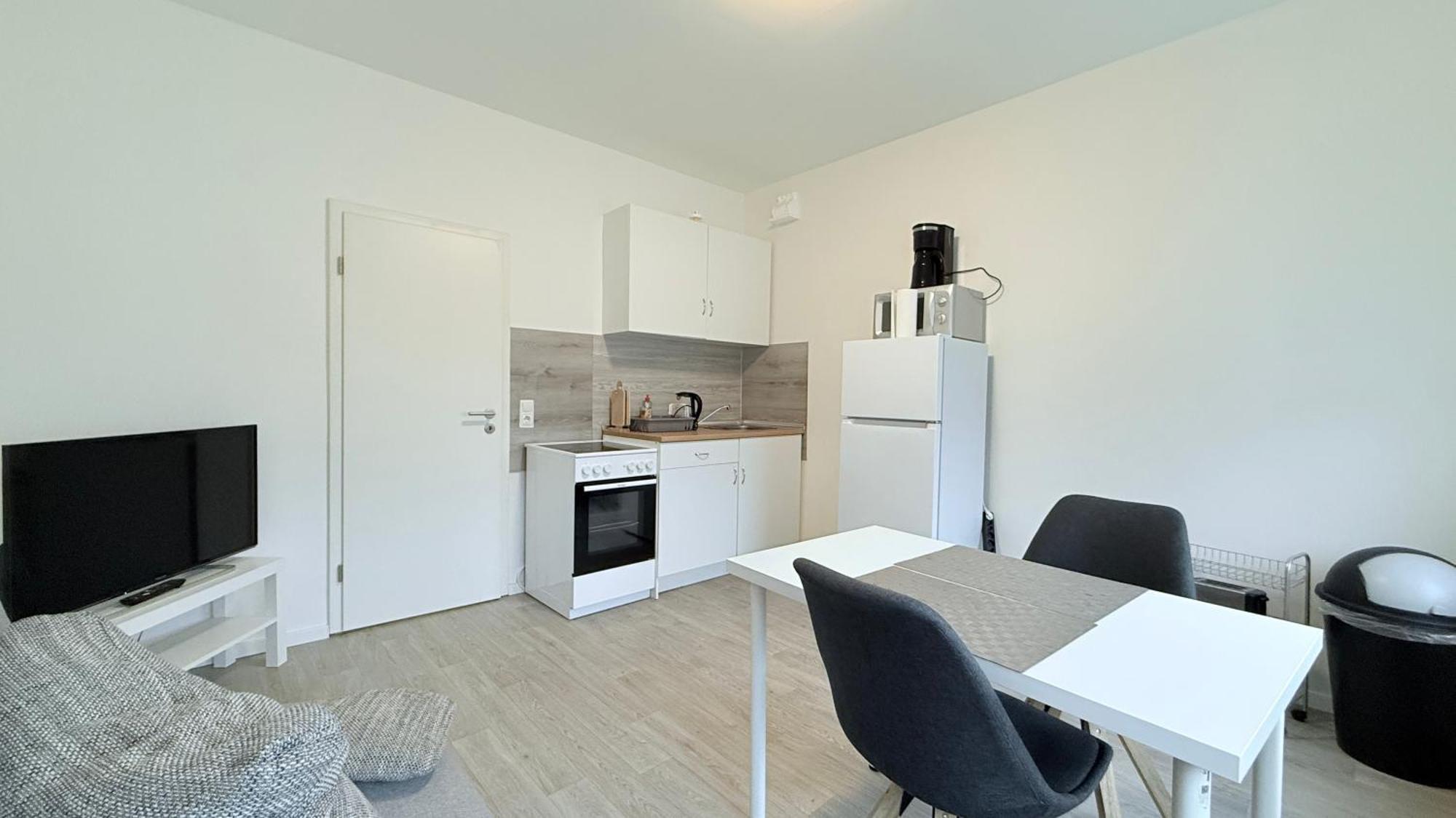 Studio-Apartments Fuer Monteure & Businessgaeste Zentral In Neumuenster Exterior photo