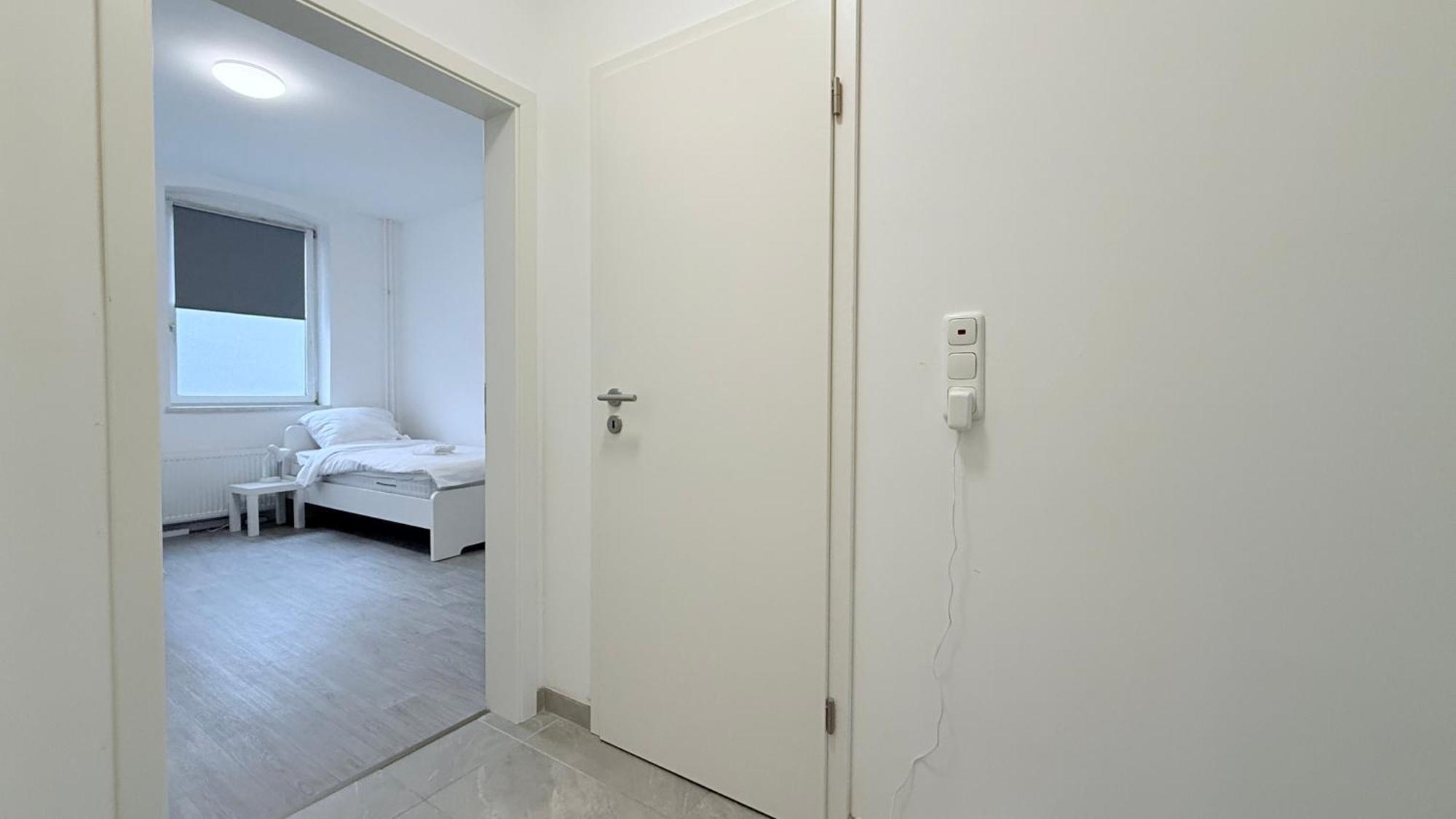 Studio-Apartments Fuer Monteure & Businessgaeste Zentral In Neumuenster Exterior photo