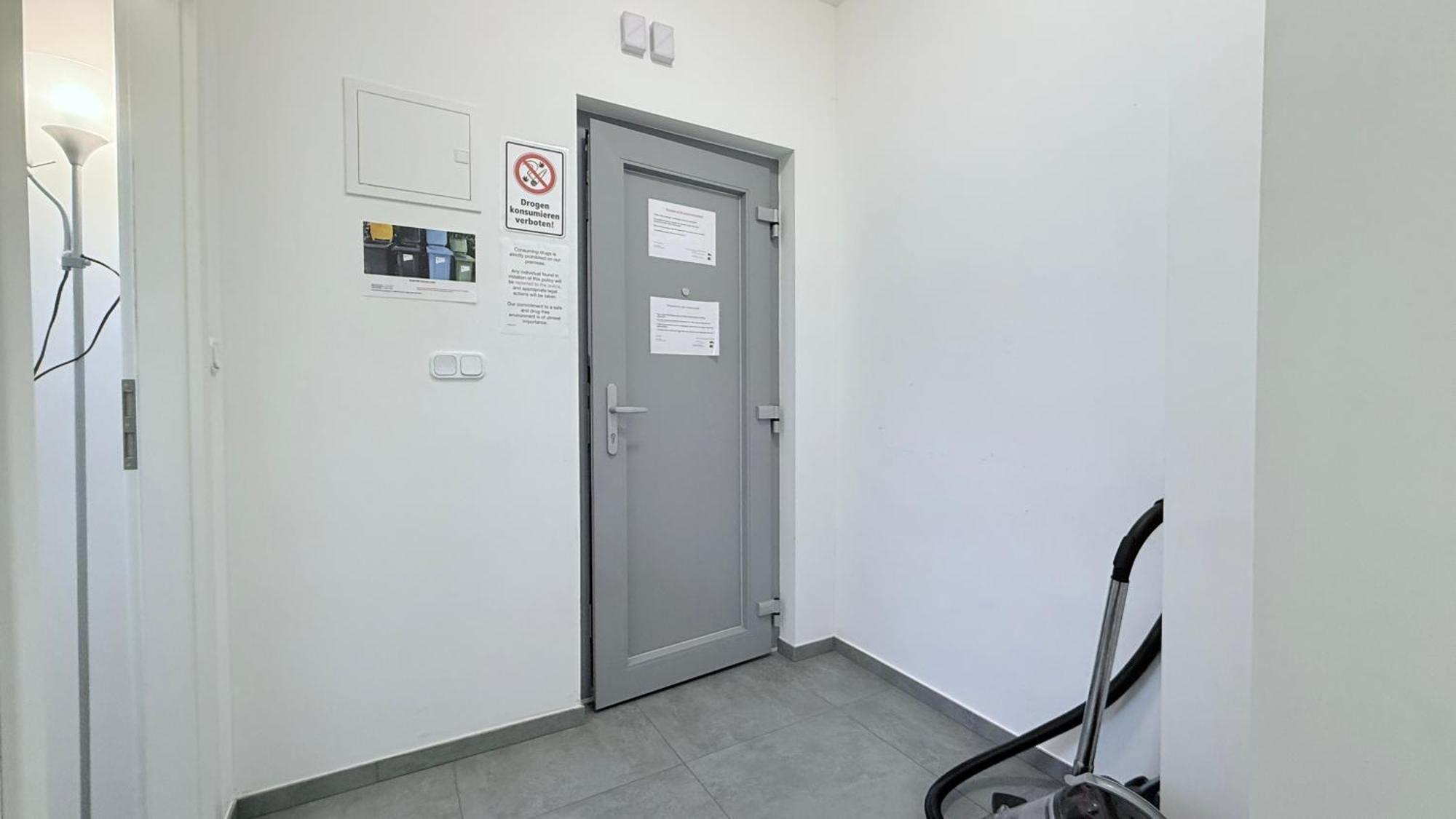 Studio-Apartments Fuer Monteure & Businessgaeste Zentral In Neumuenster Exterior photo